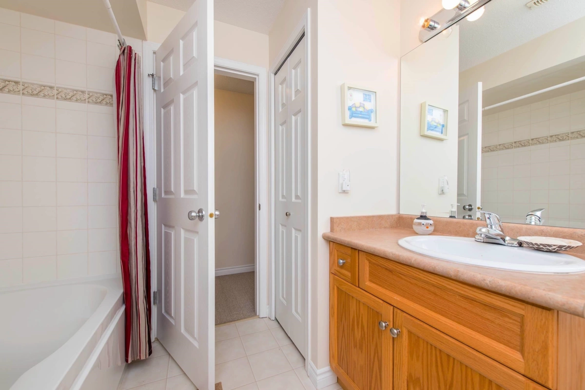 Backyard Photo of 14 34159 Fraser Street, Abbotsford, BC