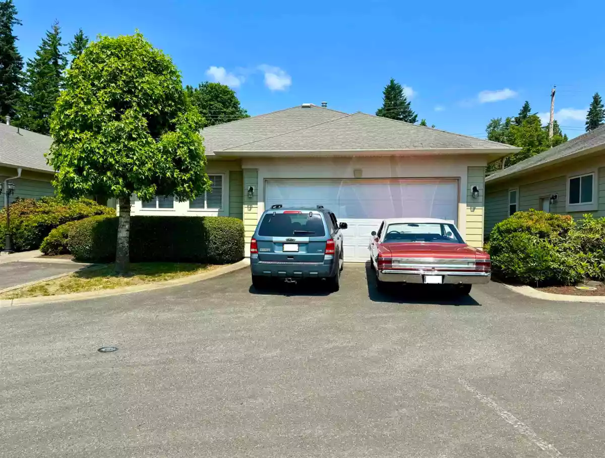 Exterior Rear Photo of 14 34159 Fraser Street, Abbotsford, BC