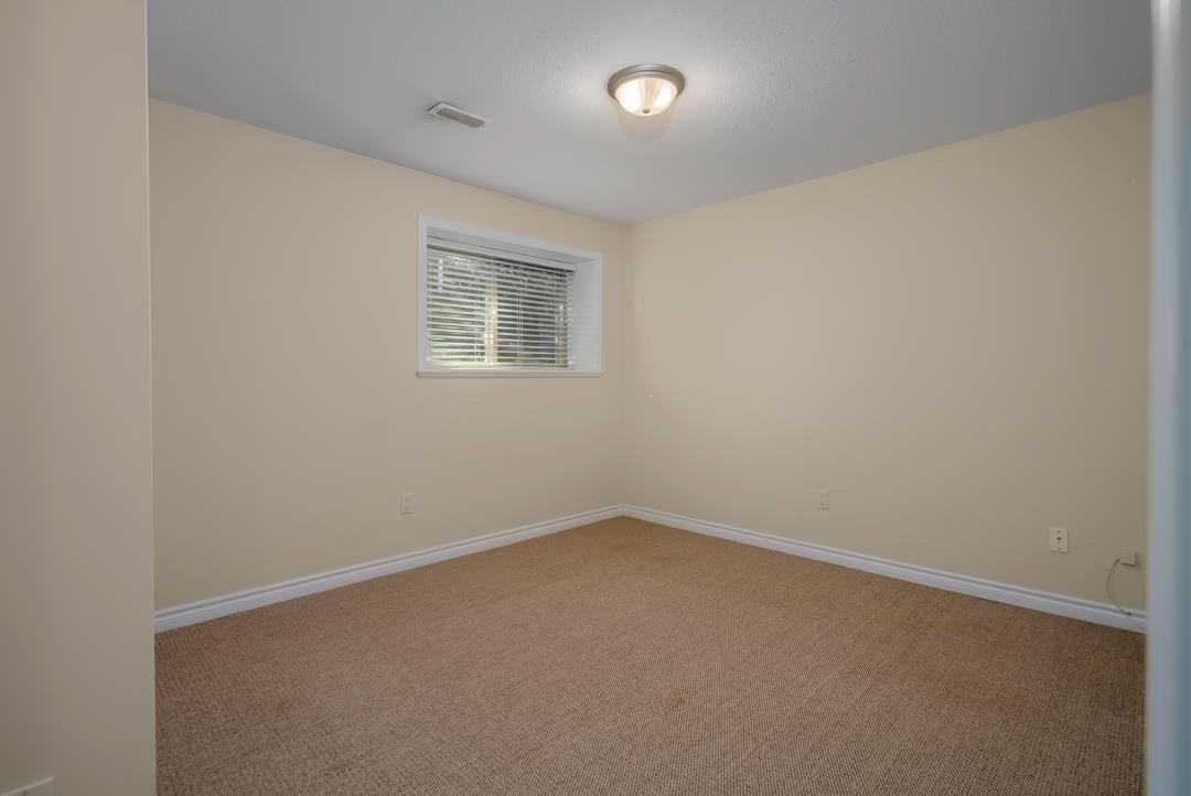 Outdoor Patio Photo of 14 34159 Fraser Street, Abbotsford, BC