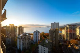 2004 1251 Cardero Street, Vancouver, BC