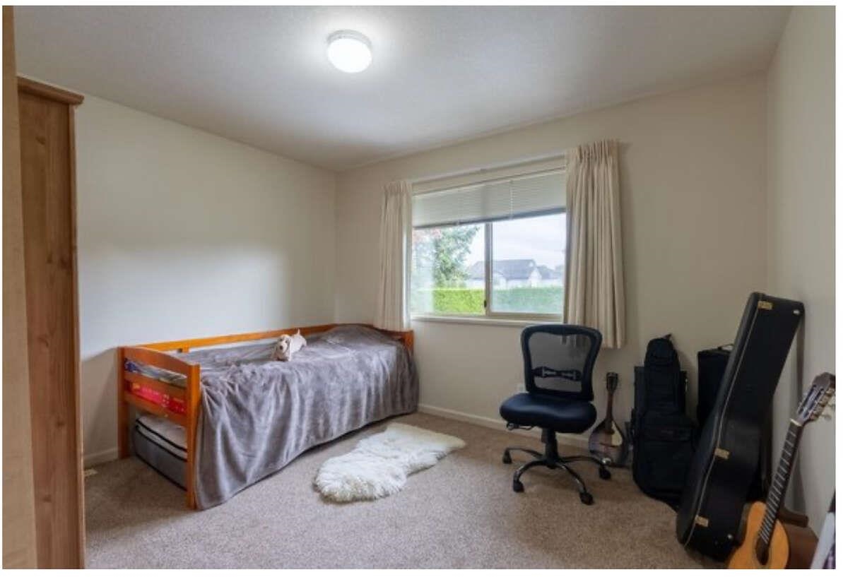 Breakfast Nook Photo of 29 1255 Riverside Drive, Port Coquitlam, BC