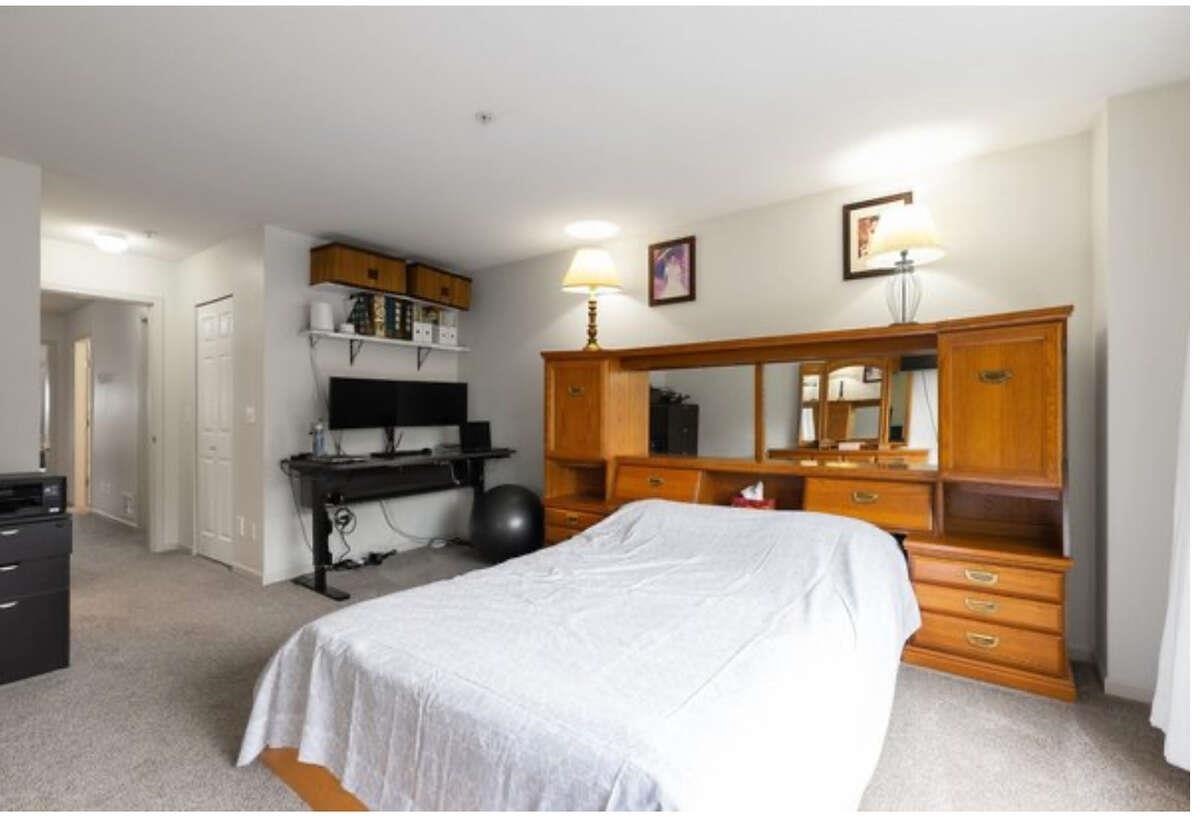 Powder Room Photo of 29 1255 Riverside Drive, Port Coquitlam, BC