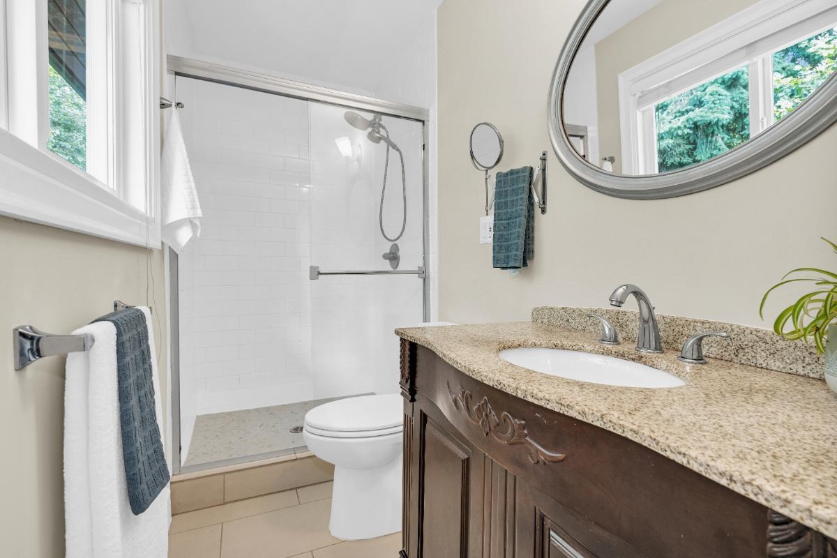 Entry Foyer Photo of 9231 Parksville Drive, Richmond, BC