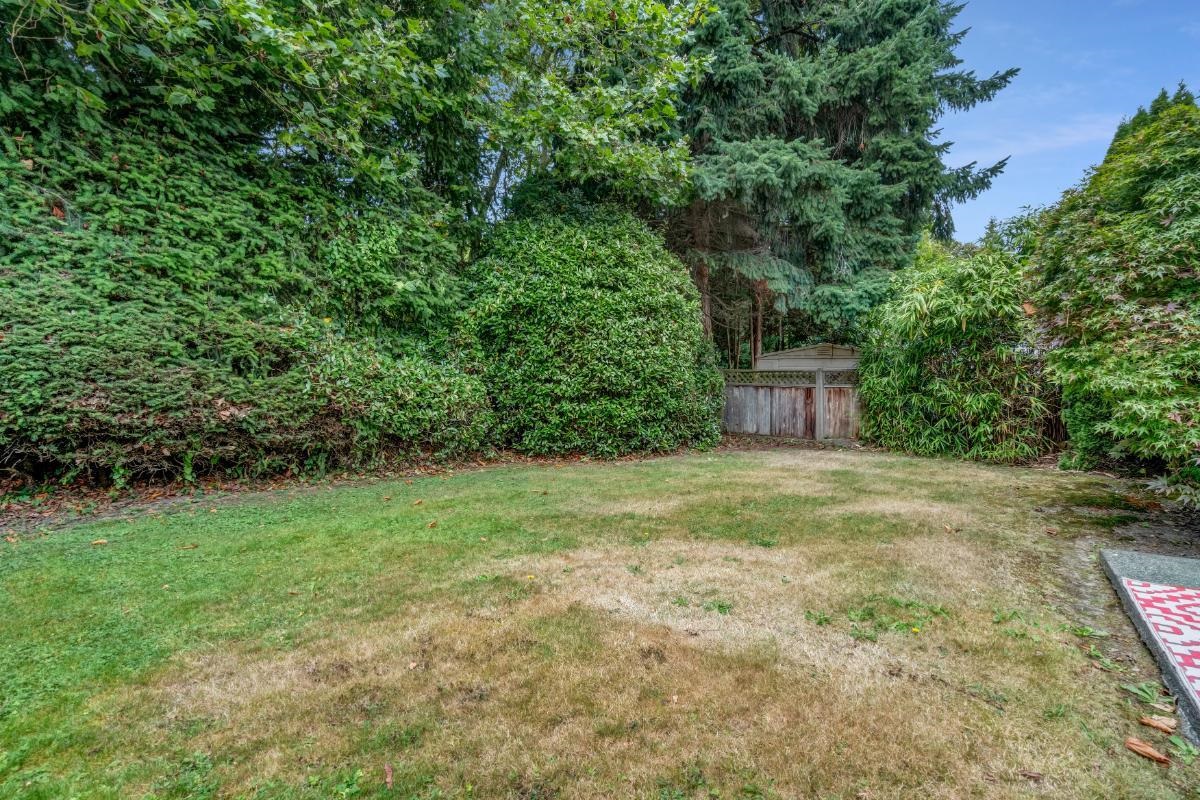 Outdoor Deck Photo of 9231 Parksville Drive, Richmond, BC
