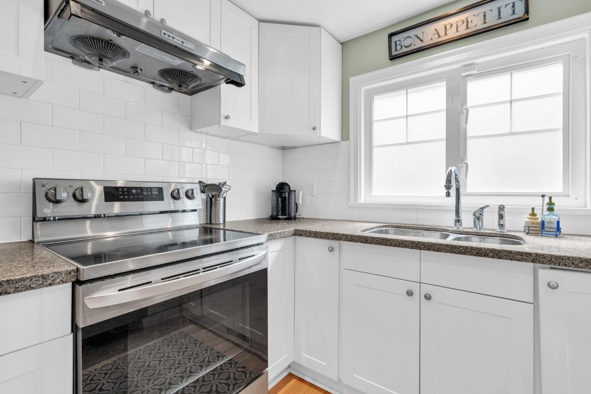 Primary Bathroom Photo of 9231 Parksville Drive, Richmond, BC
