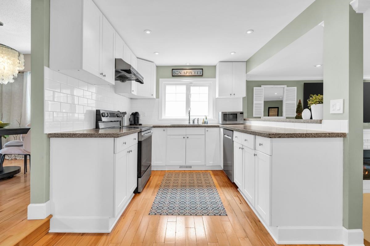 Primary Bedroom Photo of 9231 Parksville Drive, Richmond, BC