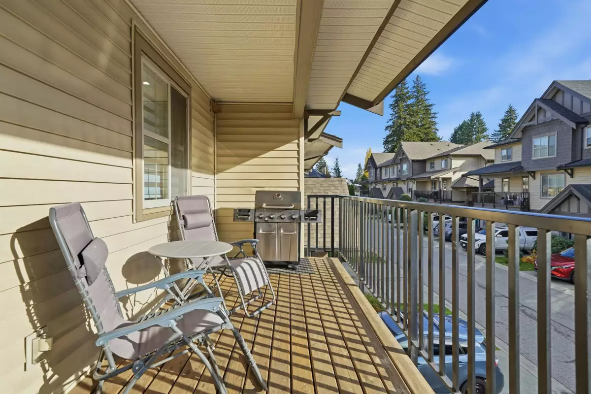 Breakfast Nook Photo of 83 9525 204 Street, Langley, BC