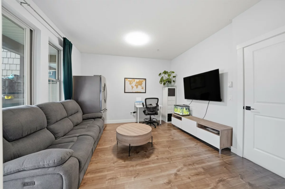 Hot Tub / Spa Photo of 83 9525 204 Street, Langley, BC