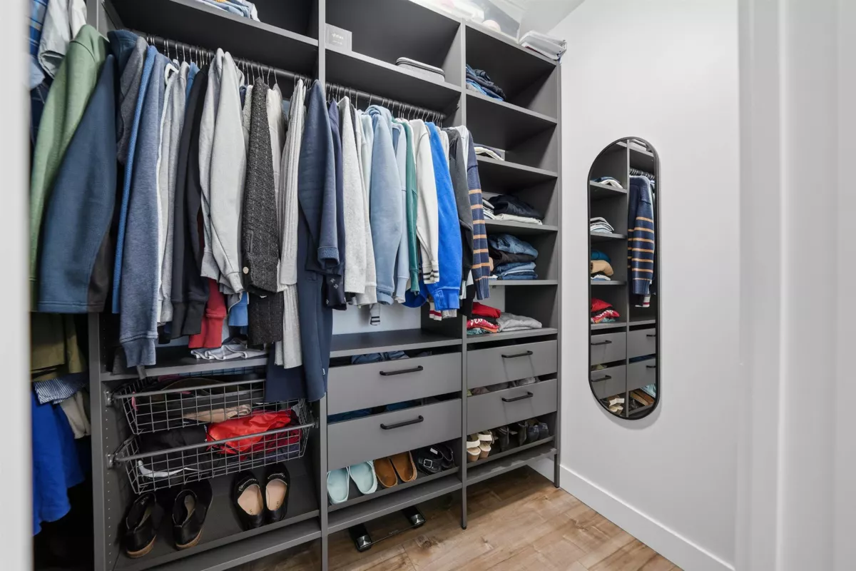 Laundry Room Photo of 83 9525 204 Street, Langley, BC