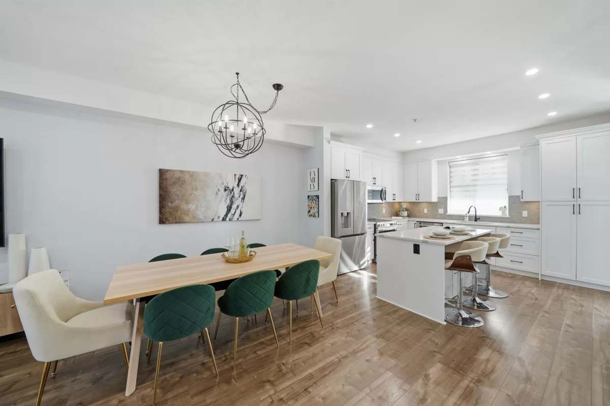 Walk-In Closet Photo of 83 9525 204 Street, Langley, BC