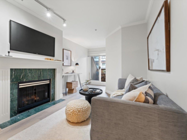 205 3638 W Broadway, Vancouver, BC, Vancouver — Apartment/Condo for sale