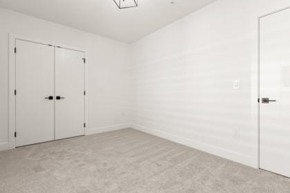 Primary Bathroom Photo of 2 22348 48 Avenue, Langley, BC
