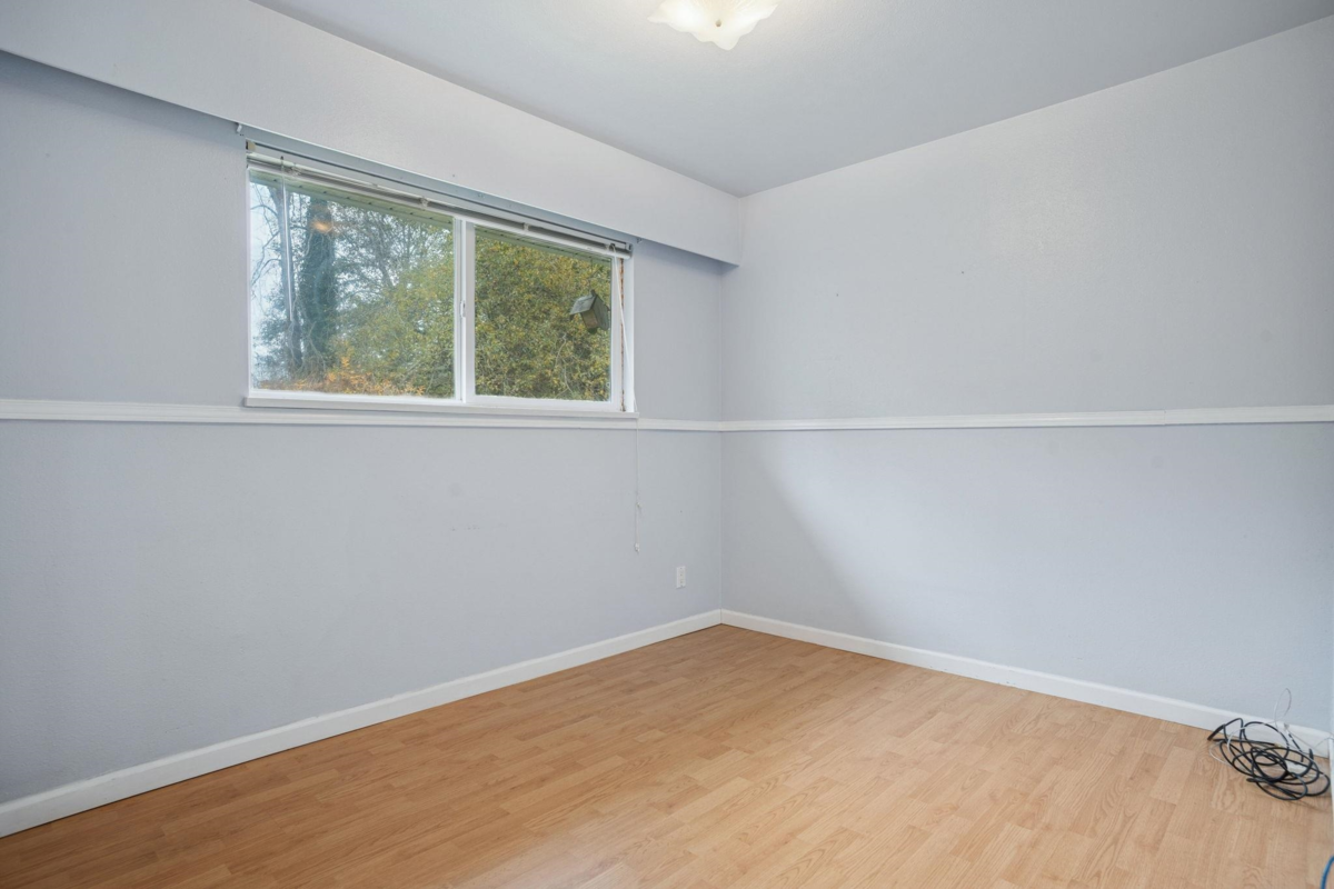 Bedroom 2 Photo of 5447 River Road, Delta, BC