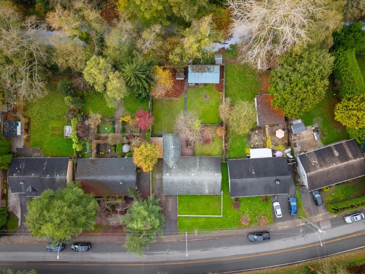 Outdoor Deck Photo of 5447 River Road, Delta, BC