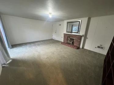 Loft / Bonus Room Photo of 753 Keith Road, West Vancouver, BC