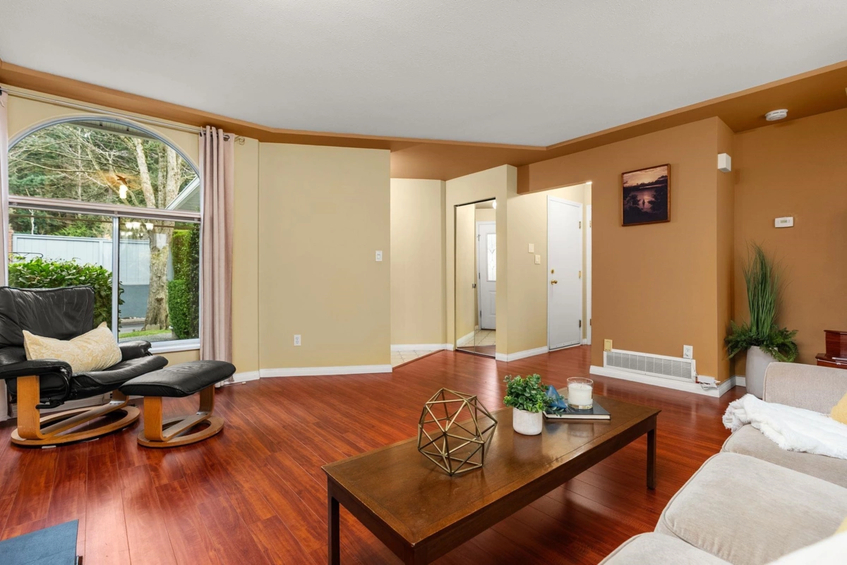 Kitchen Photo of 121 12044 Boundary Drive, Surrey, BC