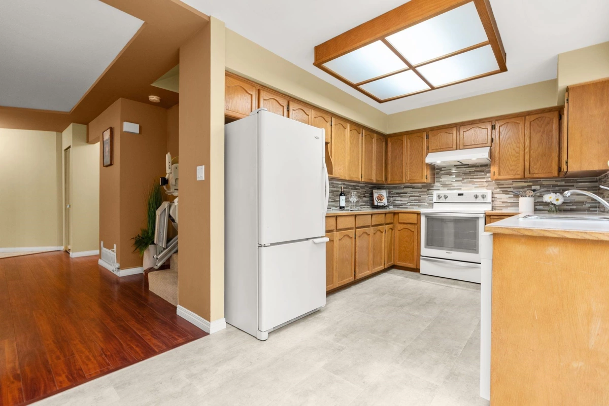 Primary Bathroom Photo of 121 12044 Boundary Drive, Surrey, BC