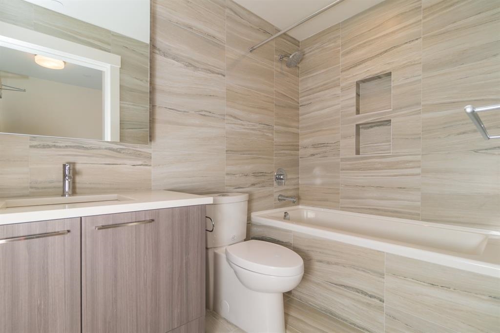 Primary Bathroom Photo of 113 10788 No. 5 Road, Richmond, BC