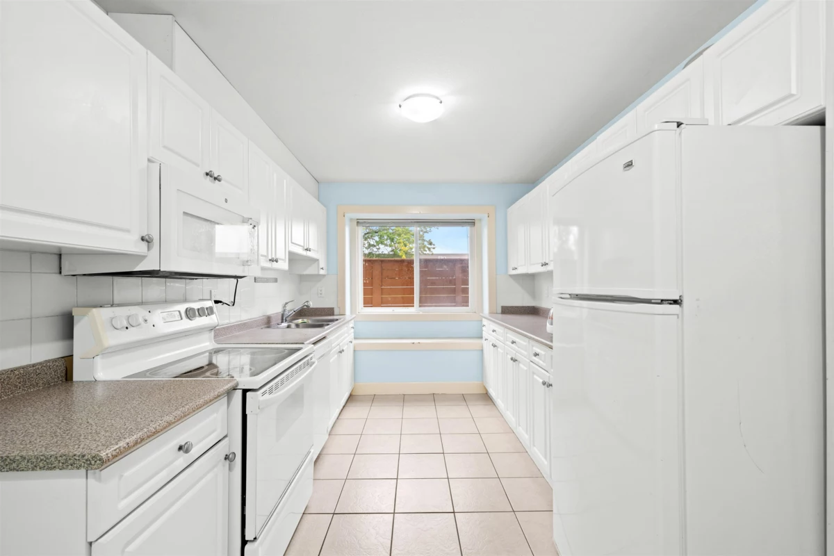 Loft / Bonus Room Photo of 3806 Pine Street, Burnaby, BC