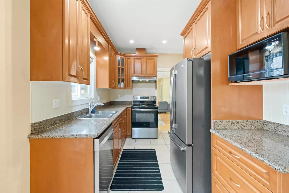 Pantry Photo of 3806 Pine Street, Burnaby, BC