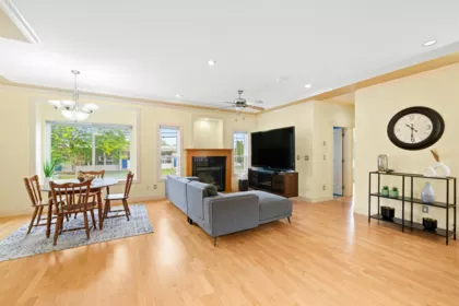 3806 Pine Street, Burnaby, BC, Burnaby — Single Family Residence for sale