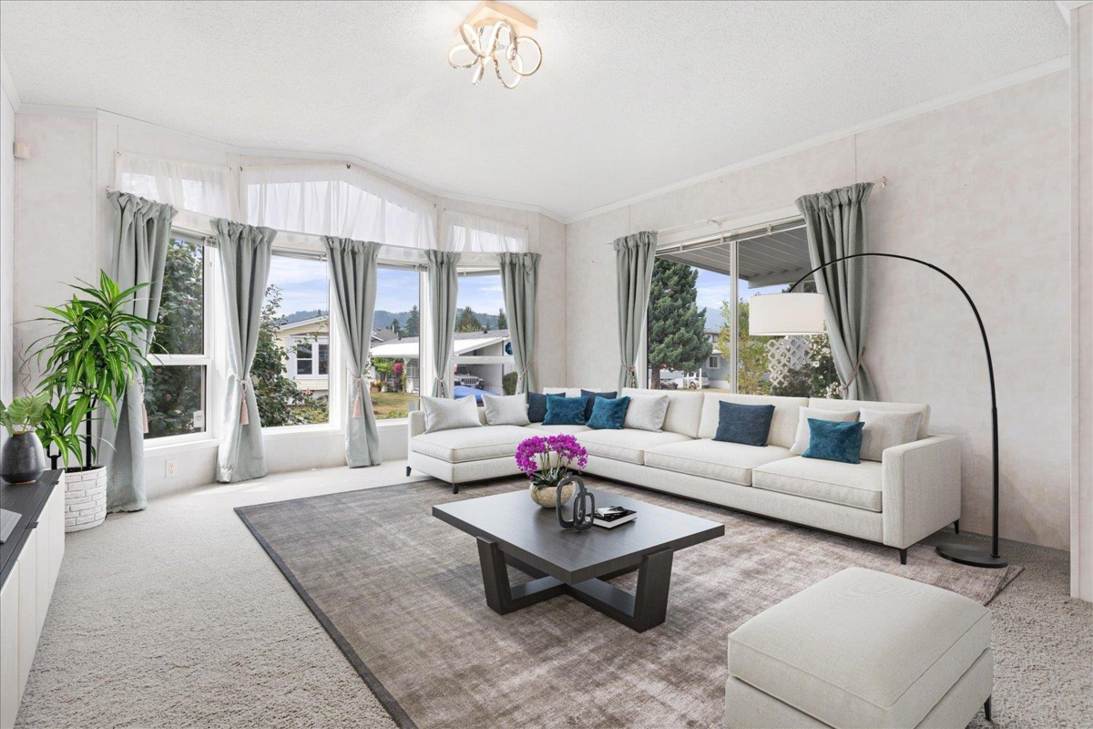 Family Room Photo of 29 7610 Evans Road, Chilliwack, BC