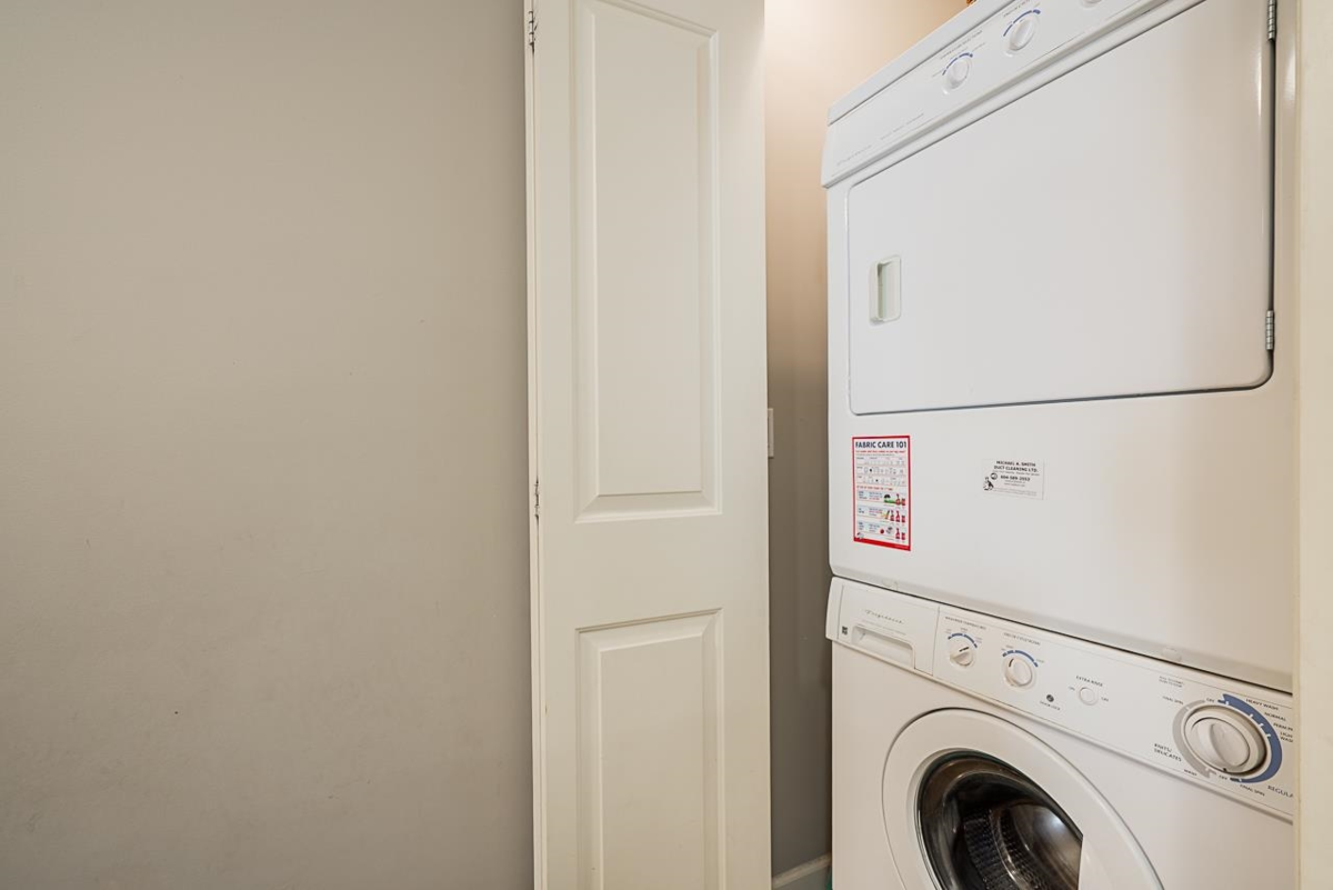 Front Yard Photo of 25 19560 68 Avenue, Surrey, BC