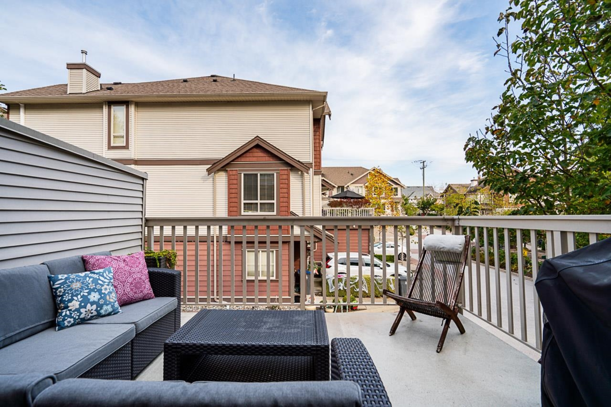 Office / Den Photo of 25 19560 68 Avenue, Surrey, BC