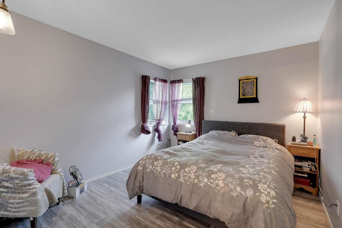 Basement Recreation Room Photo of 9465 164 Street, Surrey, BC