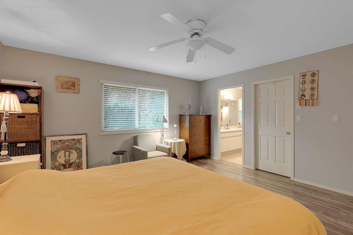 Staircase Photo of 9465 164 Street, Surrey, BC