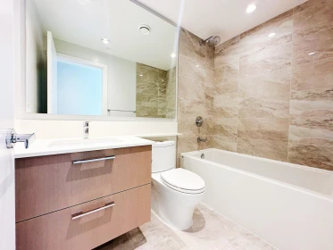 908 5410 Shortcut Road, Vancouver, BC, Vancouver — Apartment/Condo for sale