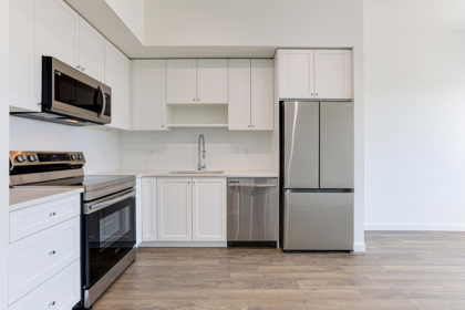 Pantry Photo of 610 15858 Fraser Highway, Surrey, BC