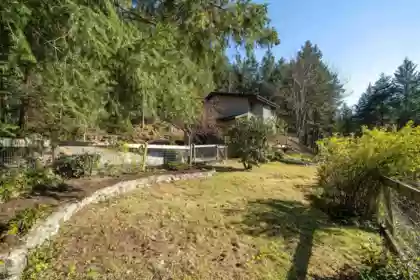 Outdoor Deck Photo of 1557 Whitesails Drive, Bowen Island, BC