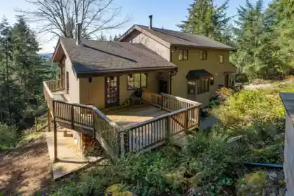 Outdoor Patio Photo of 1557 Whitesails Drive, Bowen Island, BC