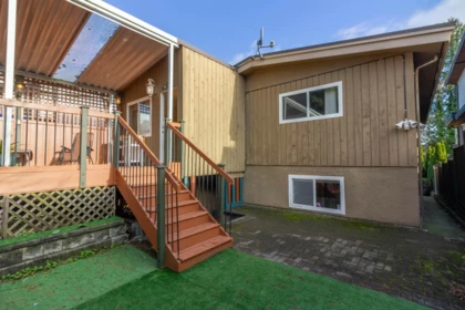 Hot Tub / Spa Photo of 111 N Fell Avenue, Burnaby, BC