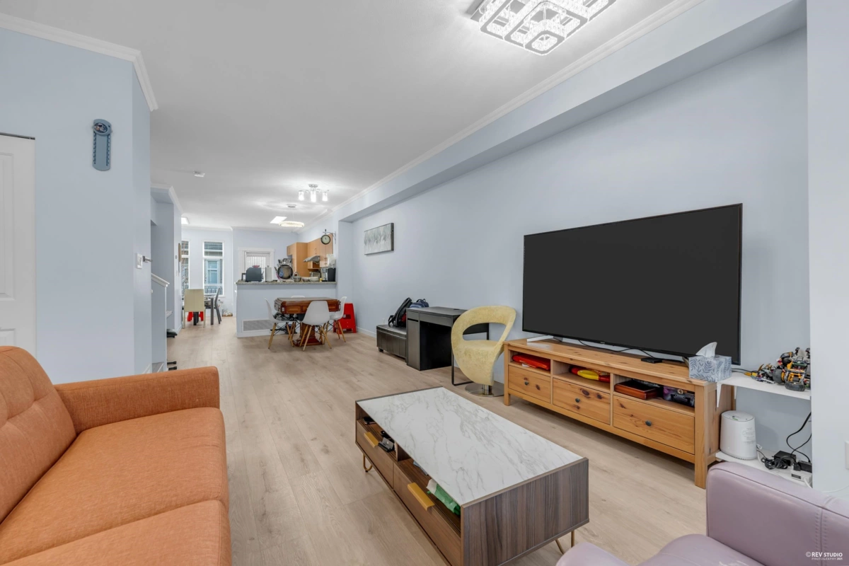 Kitchen Island Photo of 63 9800 Odlin Road, Richmond, BC