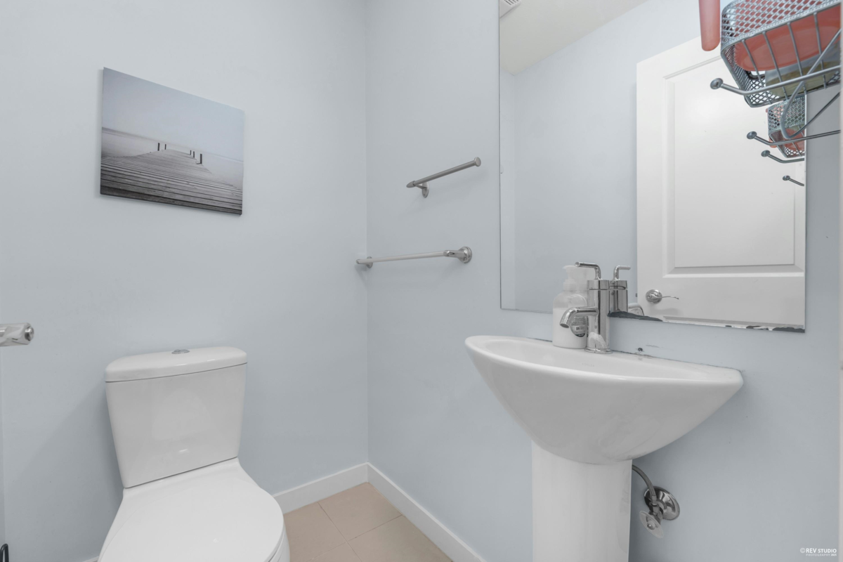 Primary Bathroom Photo of 63 9800 Odlin Road, Richmond, BC