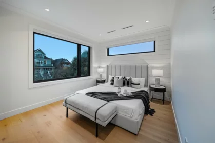 Guest Bathroom Photo of 1 1841 Parker Street, Vancouver, BC