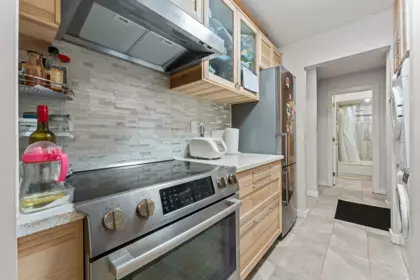 Basement Recreation Room Photo of 508 9890 Manchester Drive, Burnaby, BC