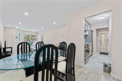 Powder Room Photo of 508 9890 Manchester Drive, Burnaby, BC