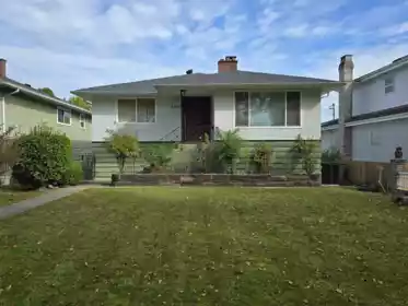 3369 Price Street, Vancouver, BC, Collingwood VE — 5 bed single family residence for sale