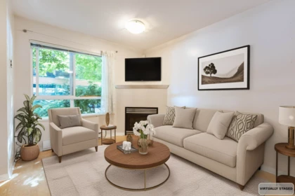 Living Room Photo of 229 E 11th Avenue, Vancouver, BC