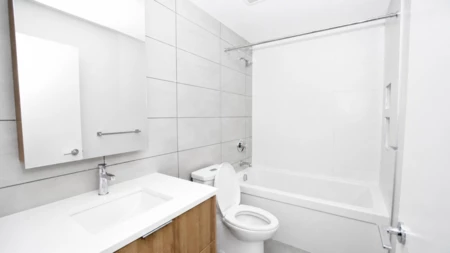 2407 13359 Old Yale Road, Surrey, BC, Surrey — Apartment/Condo for sale
