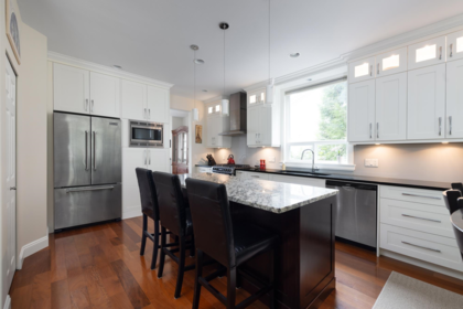 Breakfast Nook Photo of 118 Chestnut Court, Port Moody, BC