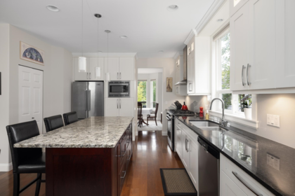 Primary Bedroom Photo of 118 Chestnut Court, Port Moody, BC