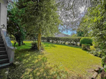 8340 No. 3 Road, Richmond, BC