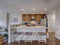 210 5725 Teredo Street, Sunshine Valley, BC