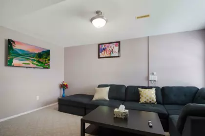 Basement Recreation Room Photo of 33577 12 Avenue, Mission, BC
