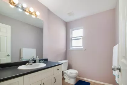Mudroom Photo of 33577 12 Avenue, Mission, BC