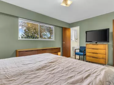Bedroom 3 Photo of 6870 6th Street, Burnaby, BC